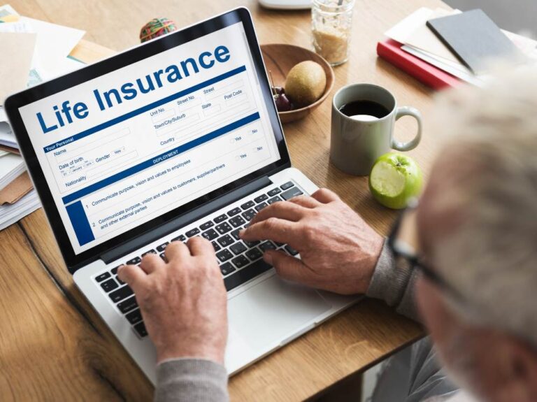 How AI-Powered Online Platforms Are Revolutionizing Life Insurance Recommendations